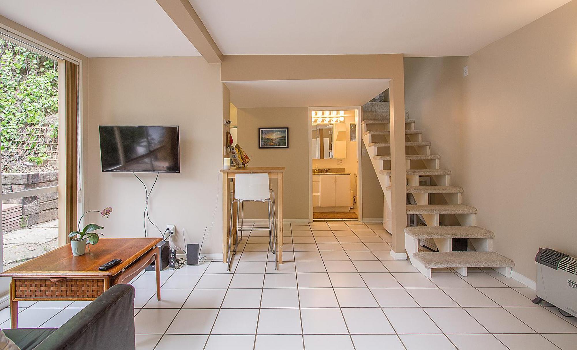 Сasa de vacaciones Beverly Glen Charming Gated *