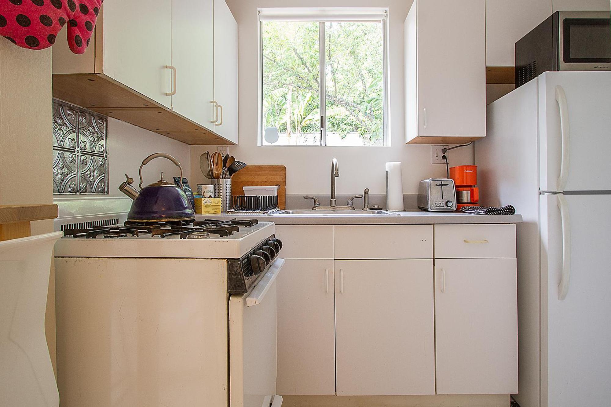 Сasa de vacaciones Beverly Glen Charming Gated